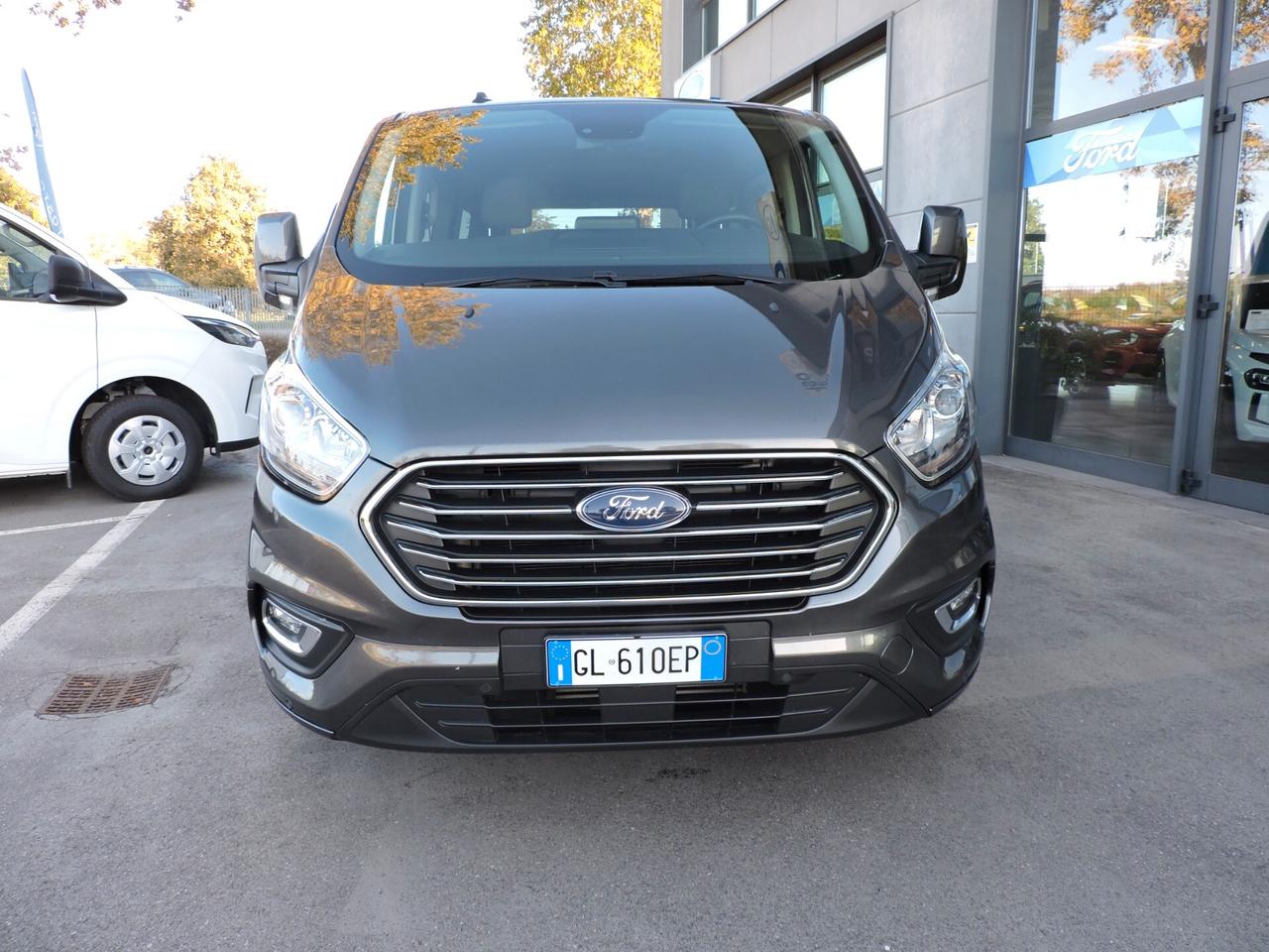 Ford Tourneo Custom 320 2.0 EcoBlue 130CV PC Titanium automatico