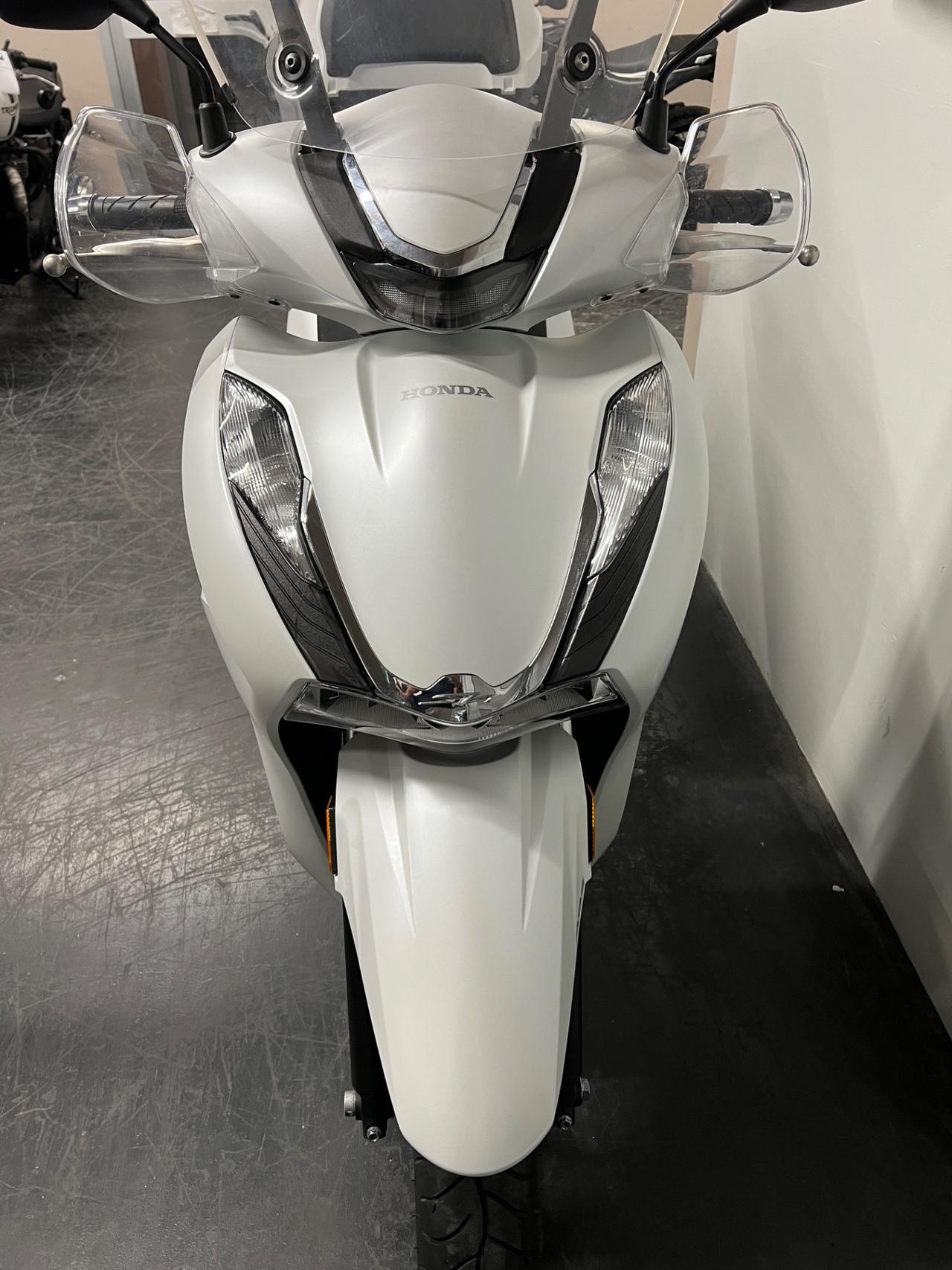 Honda SH 350 i