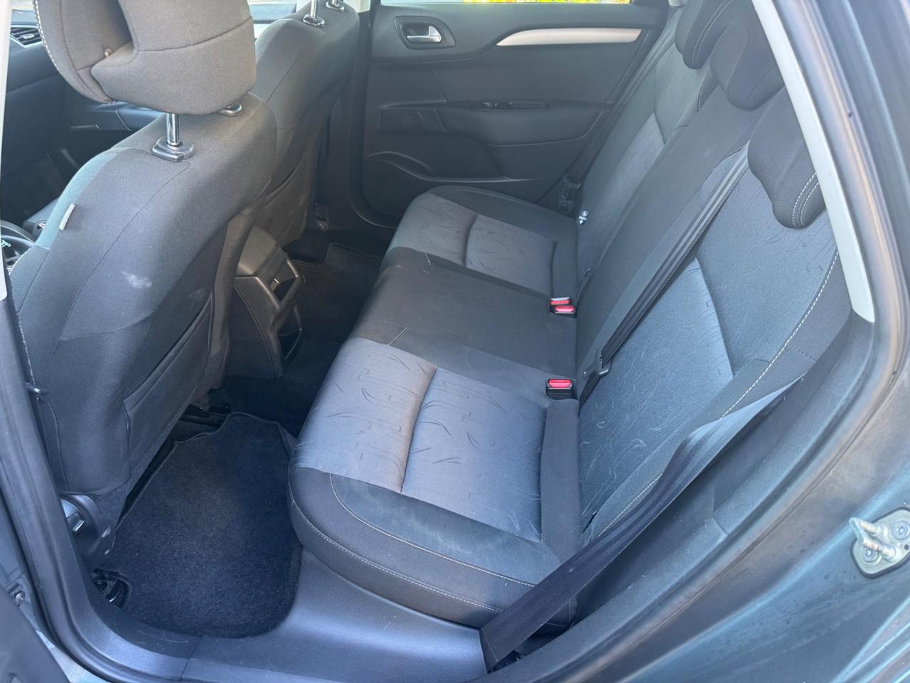 Citroen C4 1.6 benzina neopaten garanzia 12 mesi