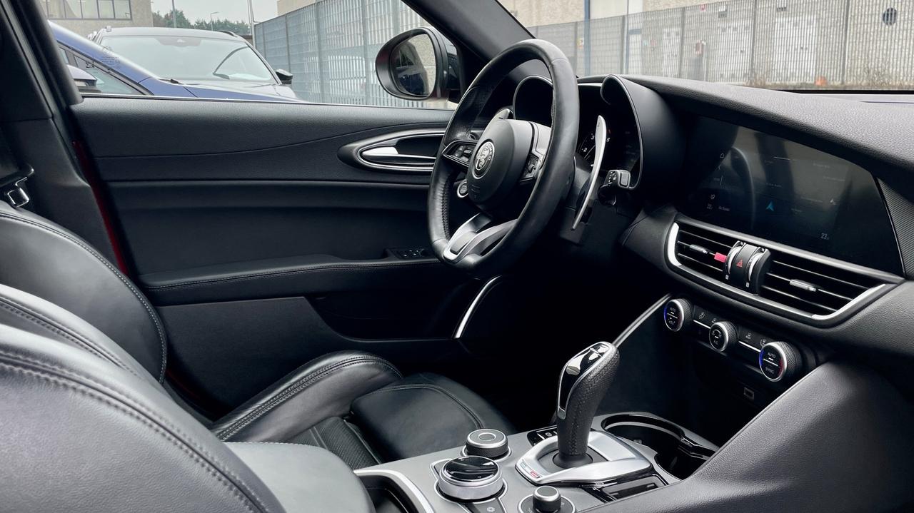 ALFA ROMEO GIULIA 2.2 TURBODIESEL VELOCE AT8 Q4 210CV - FULL LED, PELLE, SEDILI RISCALDATI