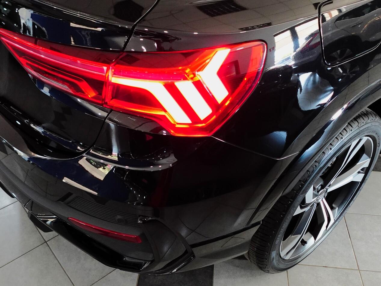Audi Q3 Sportback 2.0 TDI 150 CV 35 S TRONIC IDENTITY BLACK