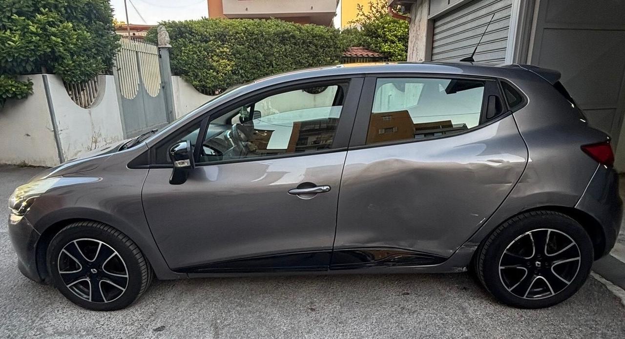 Renault Clio 1.5 dCi 8V 75CV 5 porte Live