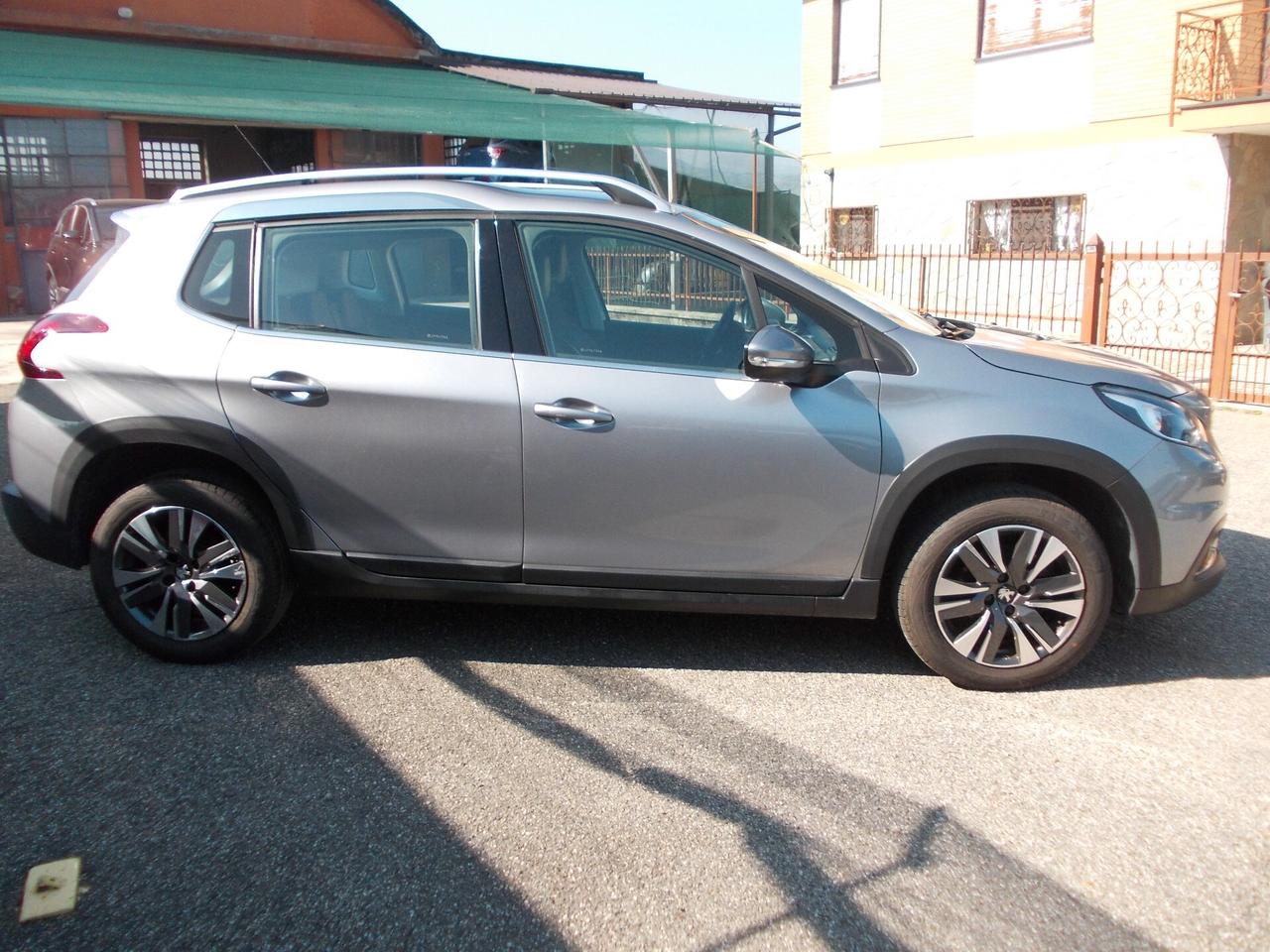 Peugeot 2008 12 PureTech Allure-KM57711 SI NEOPATENTATI