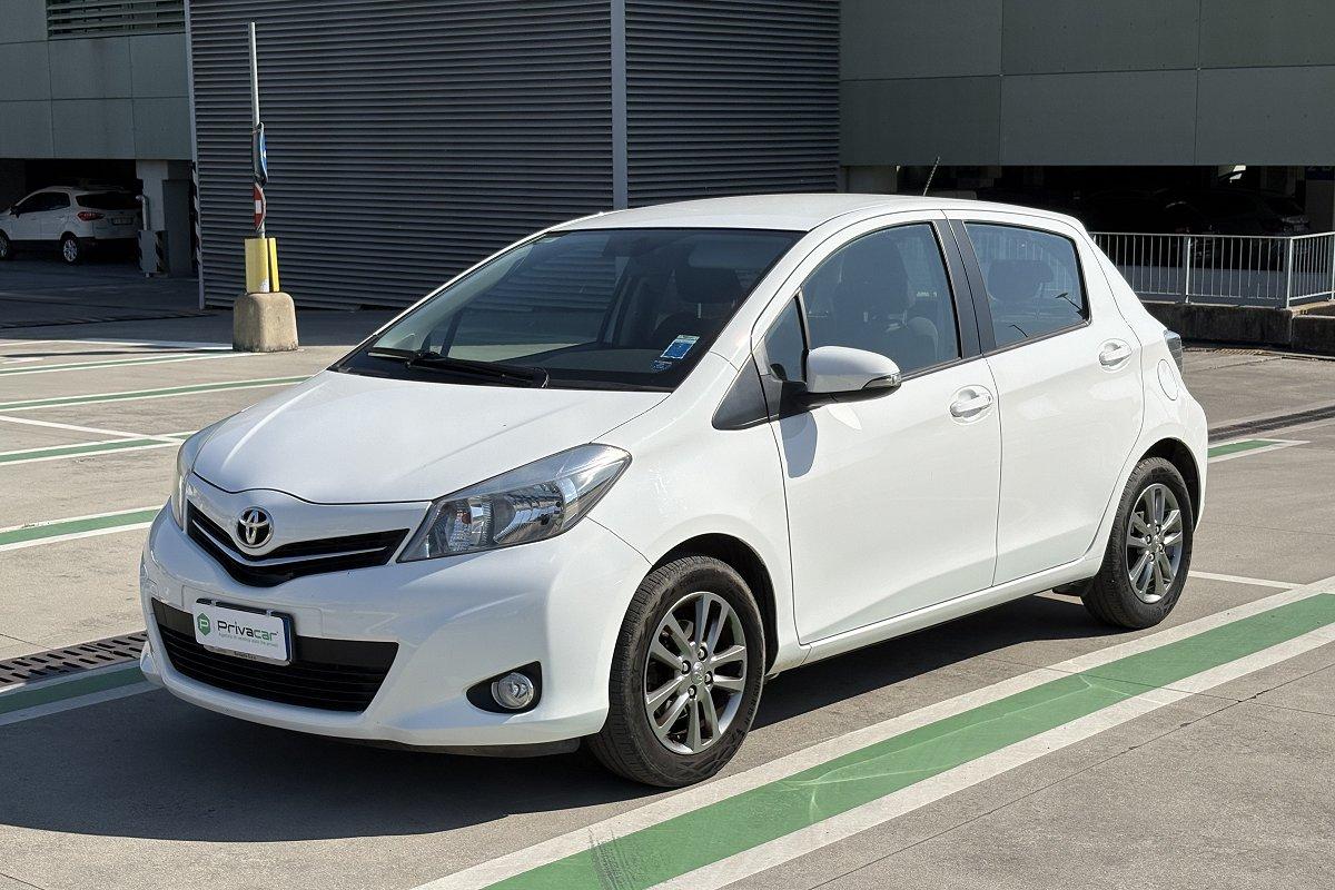 TOYOTA Yaris 1.0 5 porte Lounge