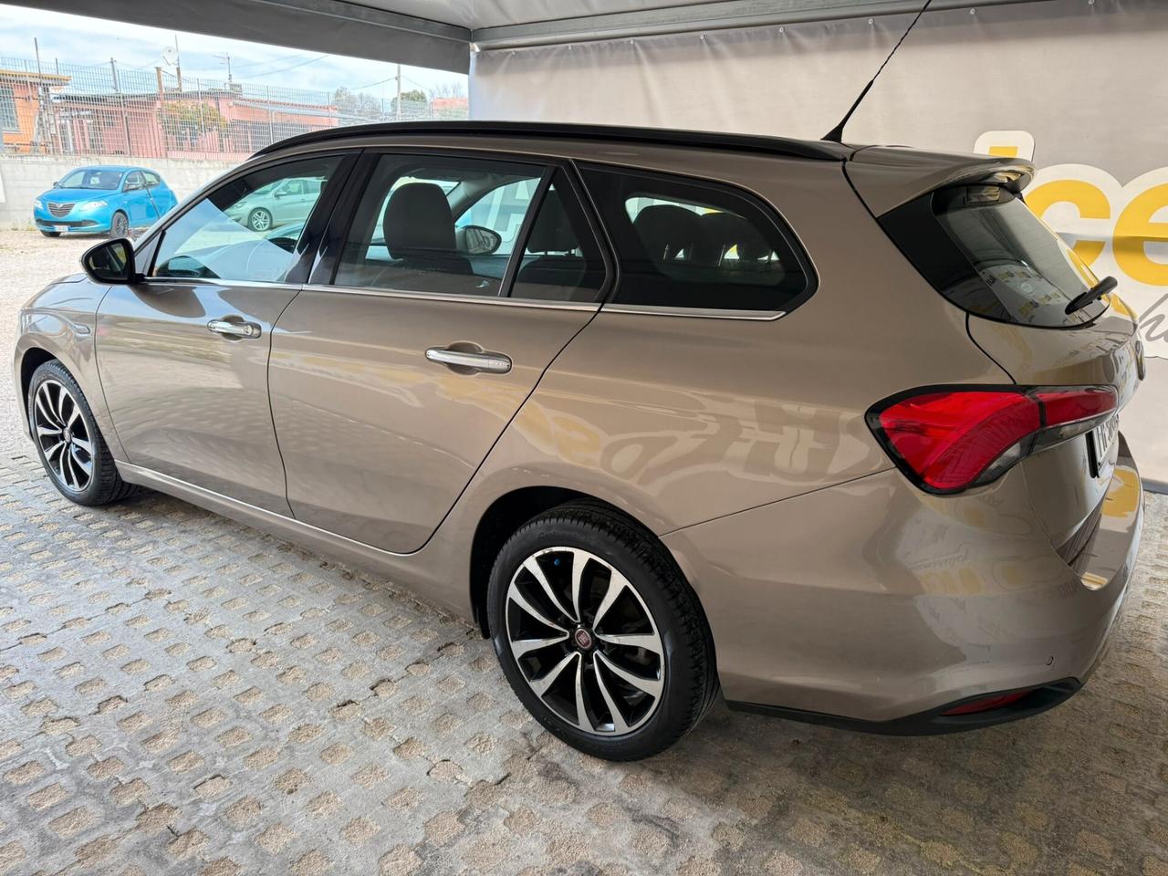 Fiat Tipo 1.4 T-Jet 120CV GPL SW Lounge