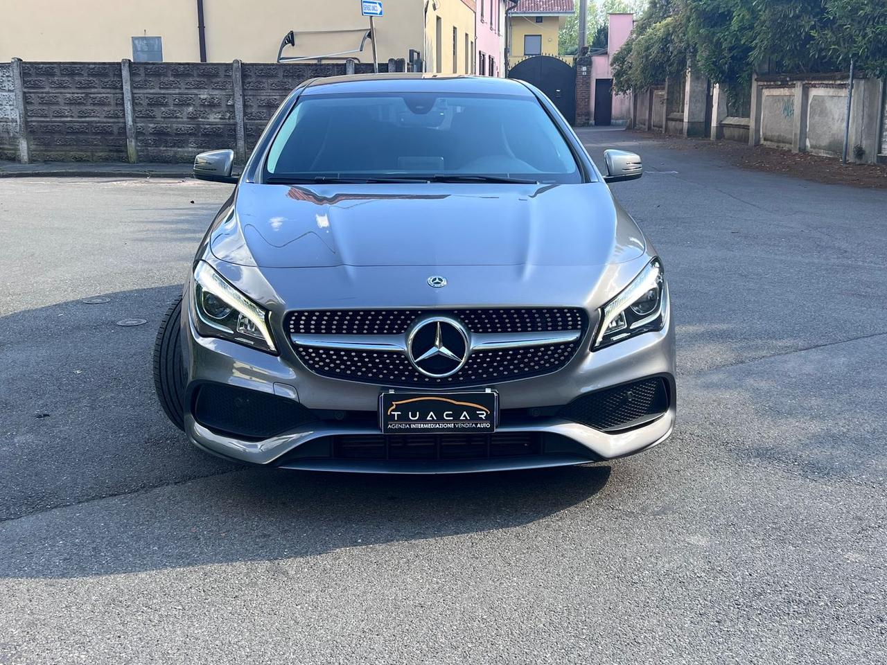 Mercedes-Benz CLA 220 Premium CLA 220 D #10563