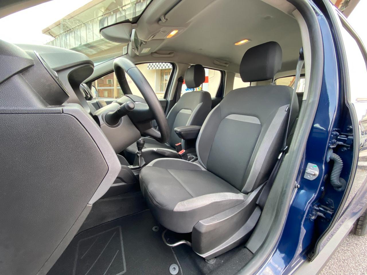 Dacia Duster 1.6 SCe 4x4 Essential