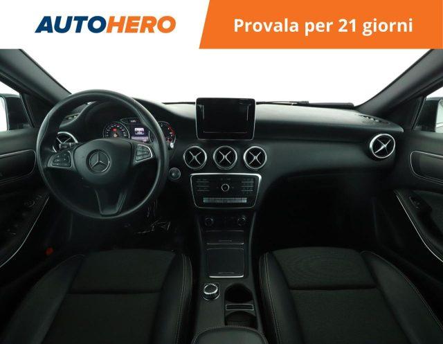 MERCEDES-BENZ A 160 d Automatic Business