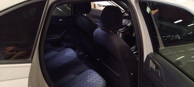 VOLKSWAGEN Taigo 1.0 TSI 110 CV DSG R Line