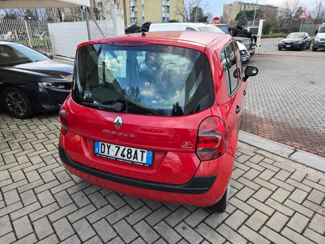 RENAULT Modus 1.2 16V Dynamique