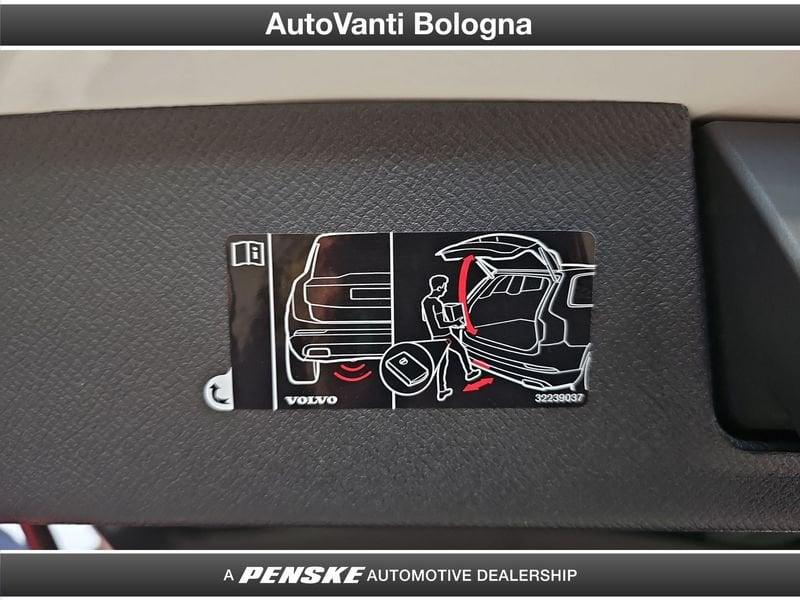 Volvo XC90 XC90 B5 (d) AWD Geartronic R-design