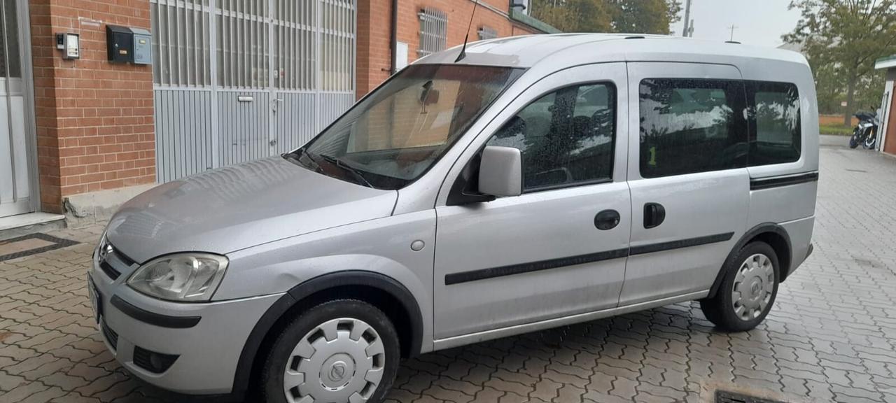 Opel Combo 1.6 CNG Metano 5p. Tour Enjoy