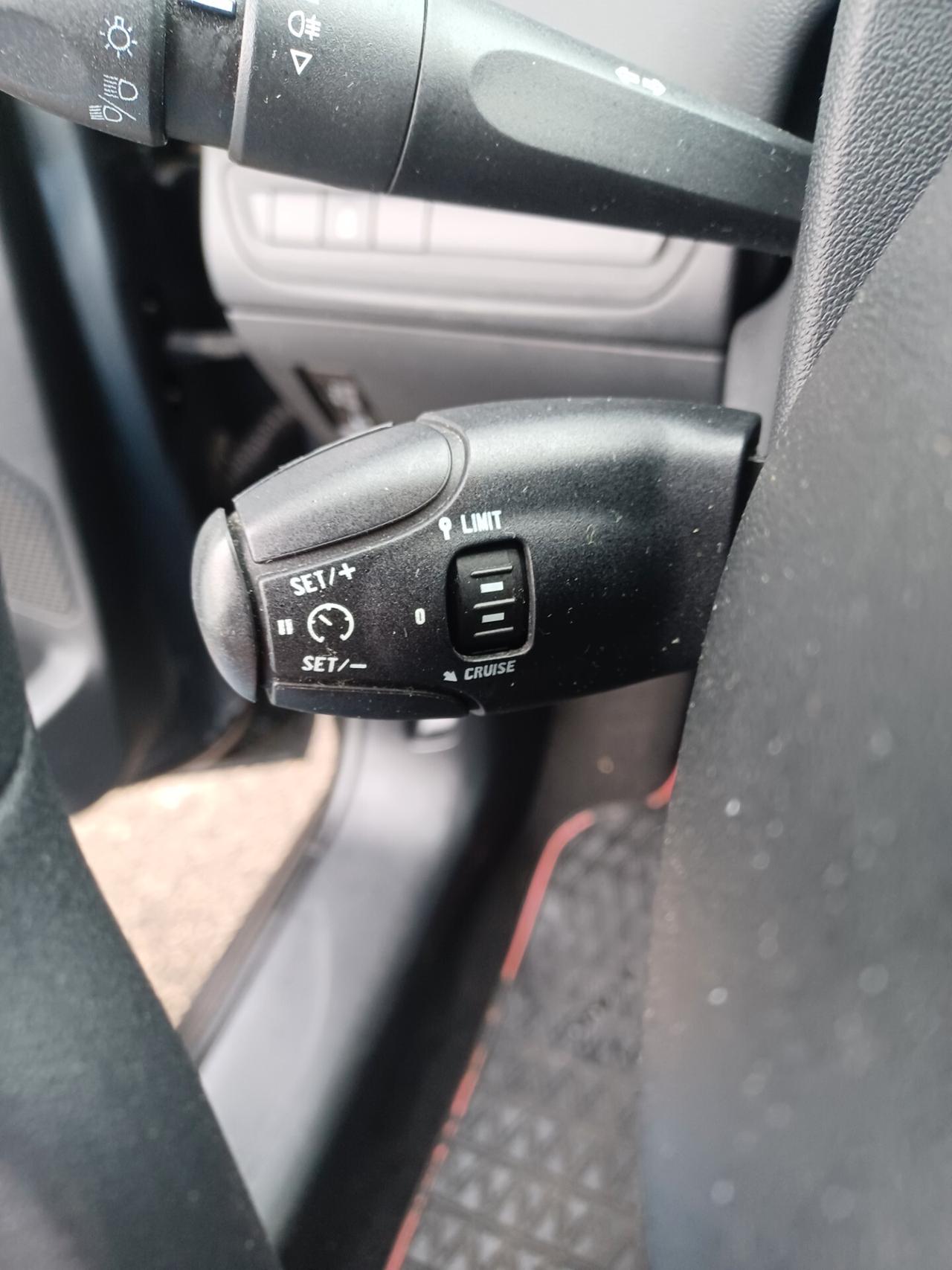 Peugeot 208 1.4 HDi 5 porte UNICO PROPRIETARIO