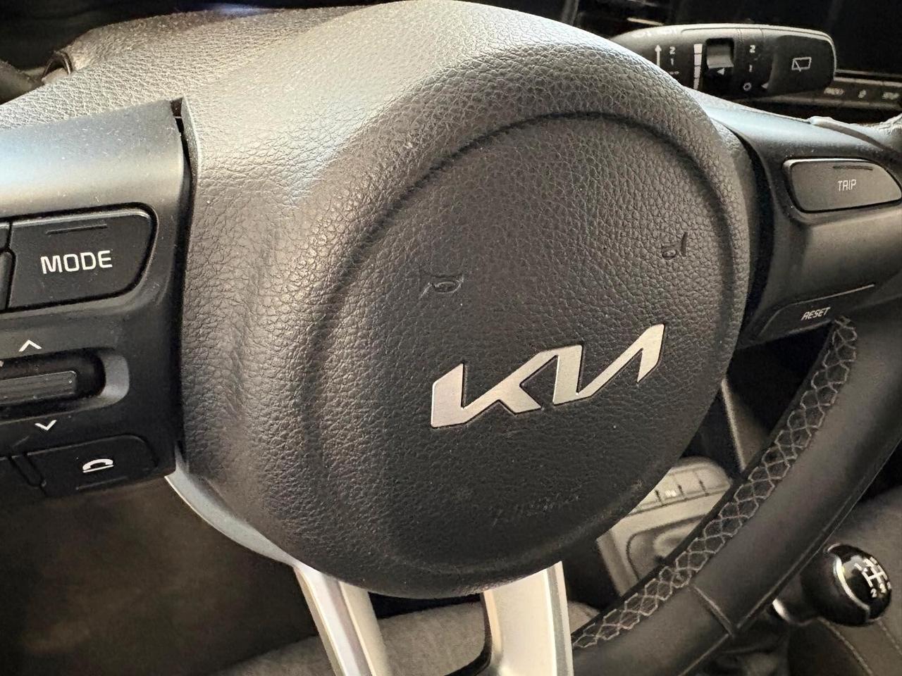 Kia Stonic URBAN 1.2 DPI 84 CV 28000 KM