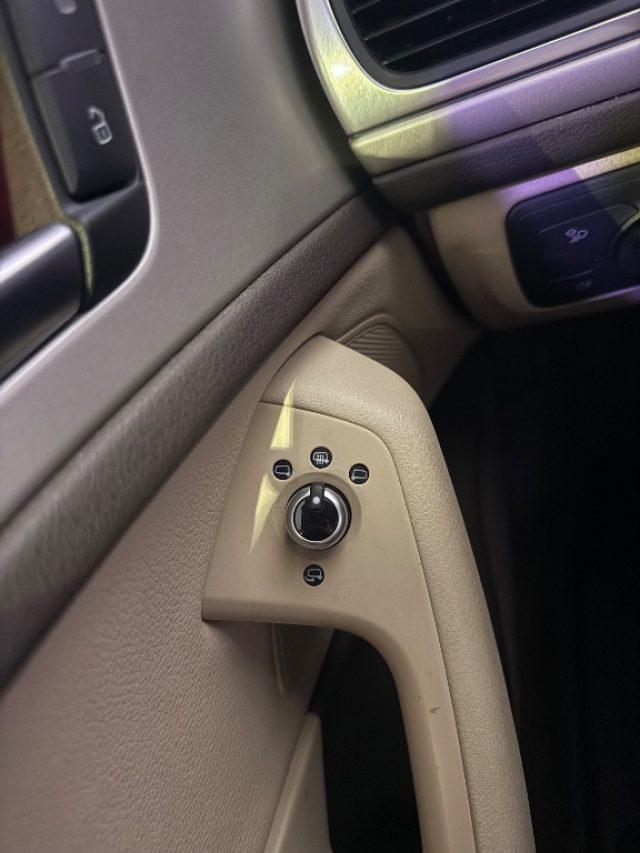 AUDI A6 Avant 3.0 TDI quattro S tronic Business