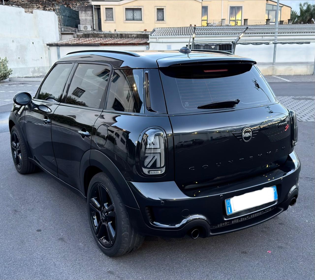 MINI COUNTRYMAN 2.0 SD 143CV FULL DA VETRINA