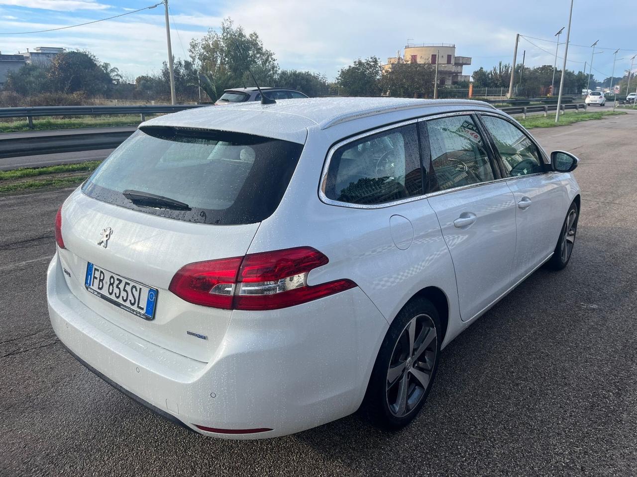 Peugeot 308 BlueHDi 120 SW Allure Unipro 2015