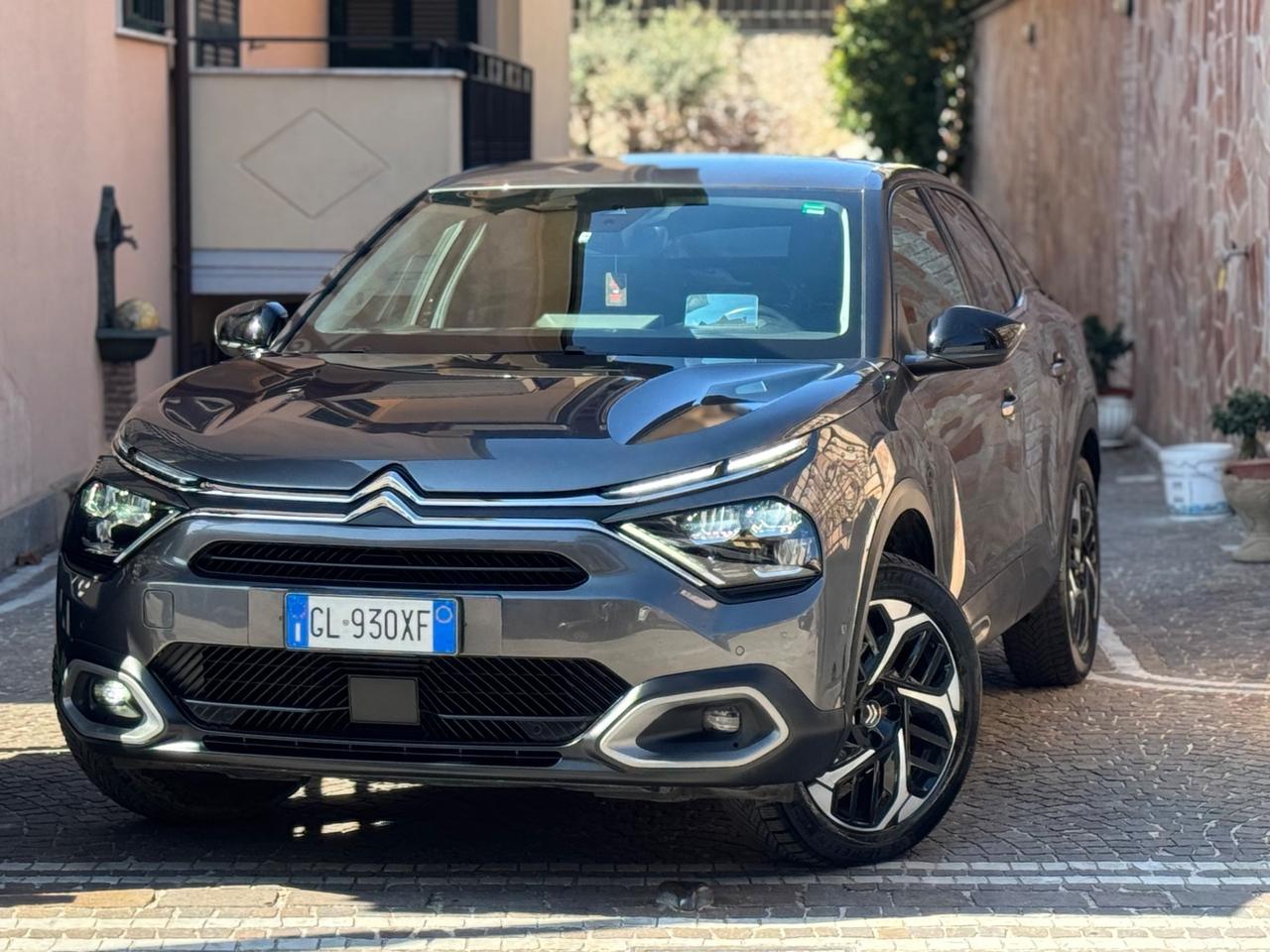 Citroen C4 PureTech 130 S&S EAT8 Shine