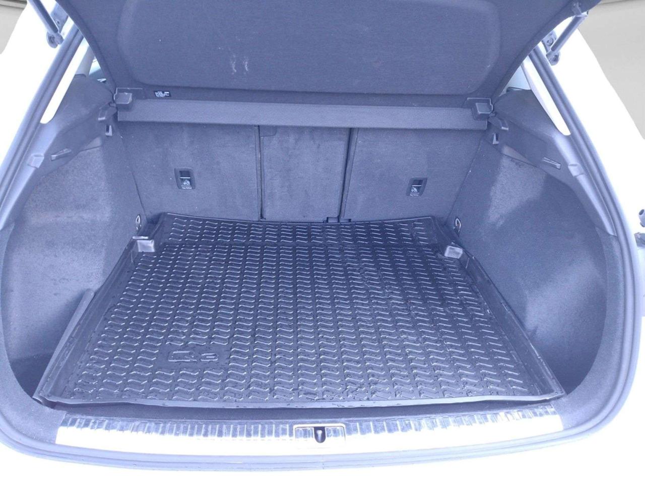 Audi Q3 AUDI Q3 35 TDI S tronic Business Advanced