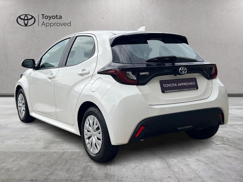 Toyota Yaris 1.5 hybrid Active
