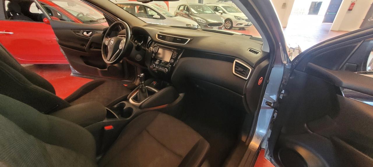 Nissan Qashqai 1.5 dCi N-Connecta