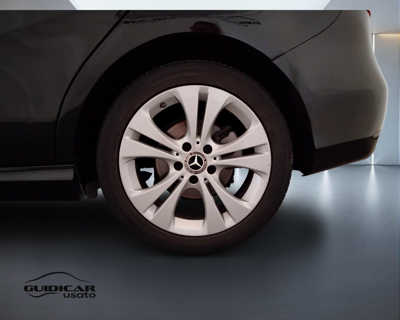 Mercedes-Benz Classe B - T246 - B 200 d (cdi) Sport auto