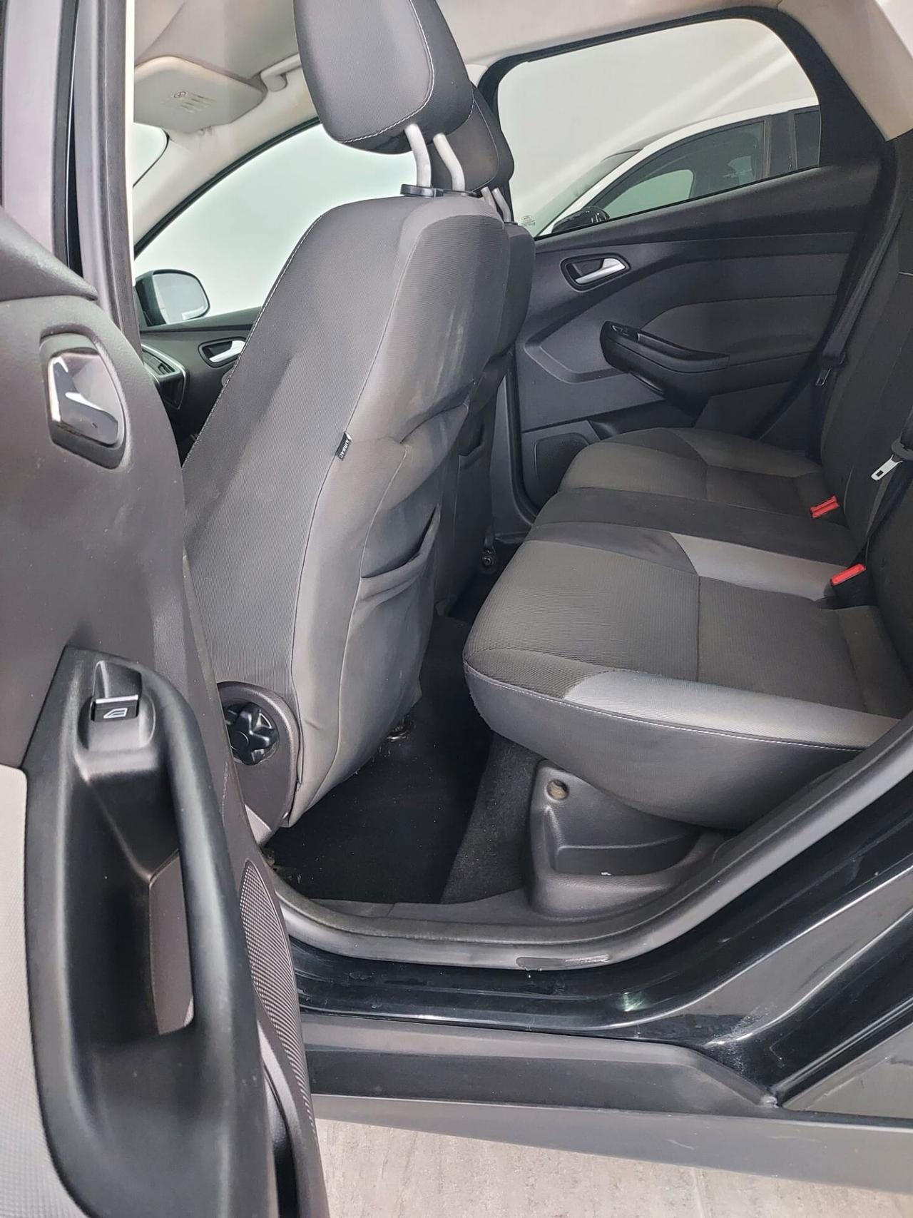 Ford Focus 1.6 TDCi 115 CV SW PLUS 2011