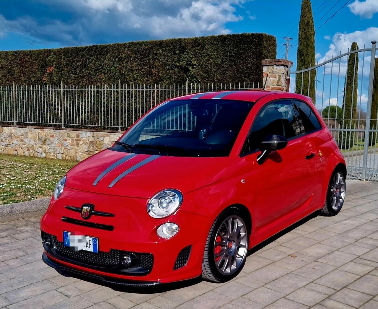 Abarth 695 Tributo ferrari