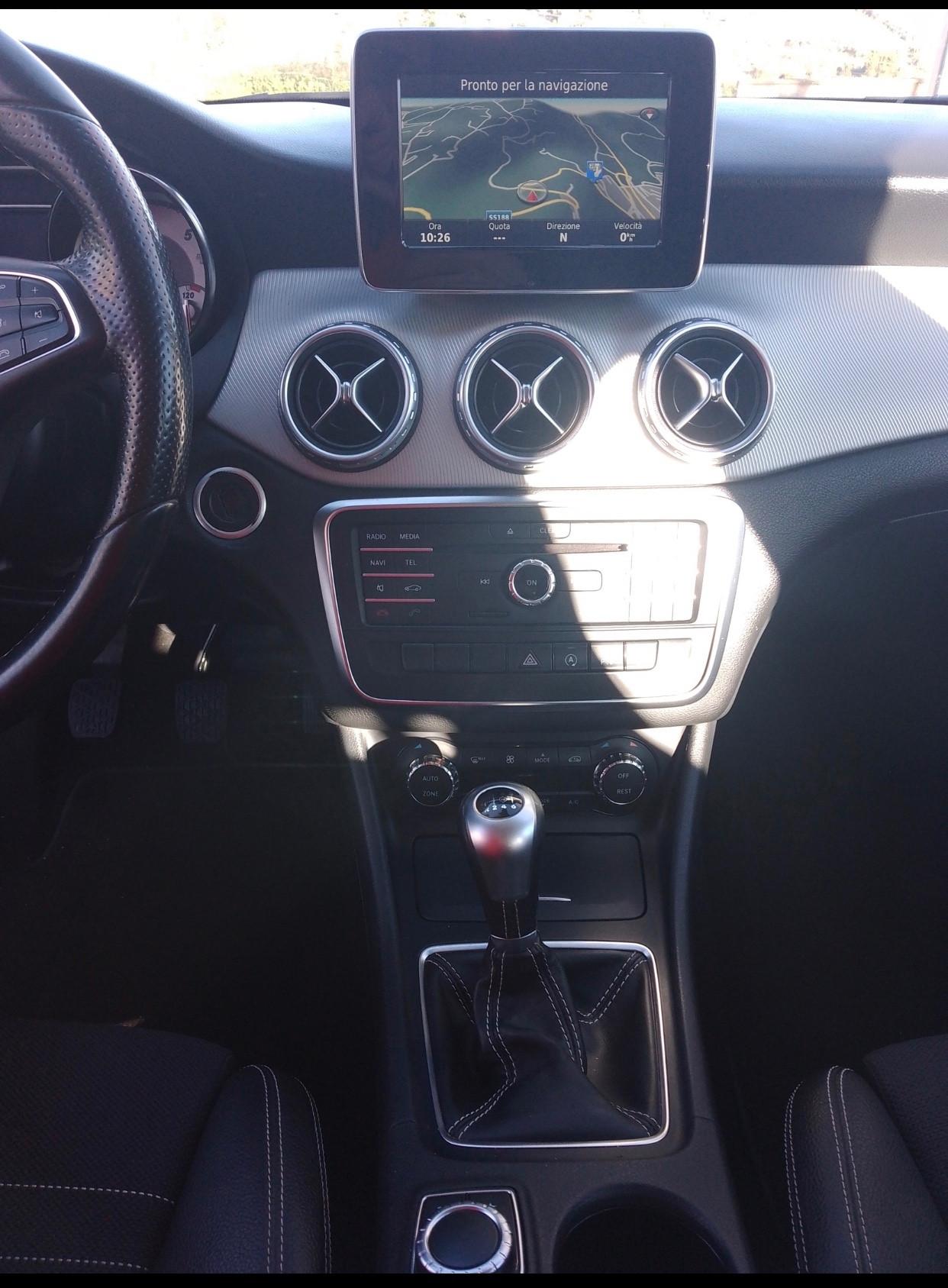 Mercedes-benz GLA 200 GLA 200 d Sport