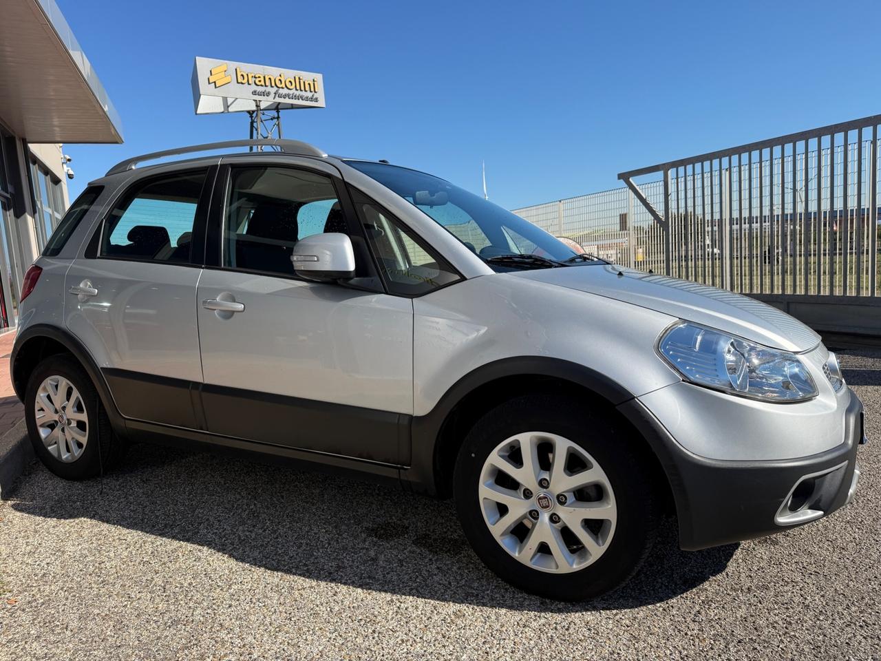 Fiat Sedici 2.0 MJT 16V DPF 4x4 Emotion MY13"