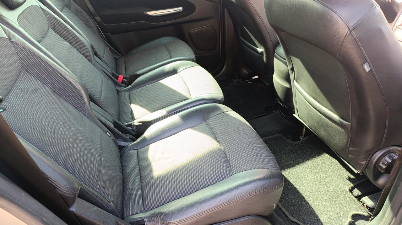 Ford S-Max 2.0 TDCi OK NEOPATENTATI