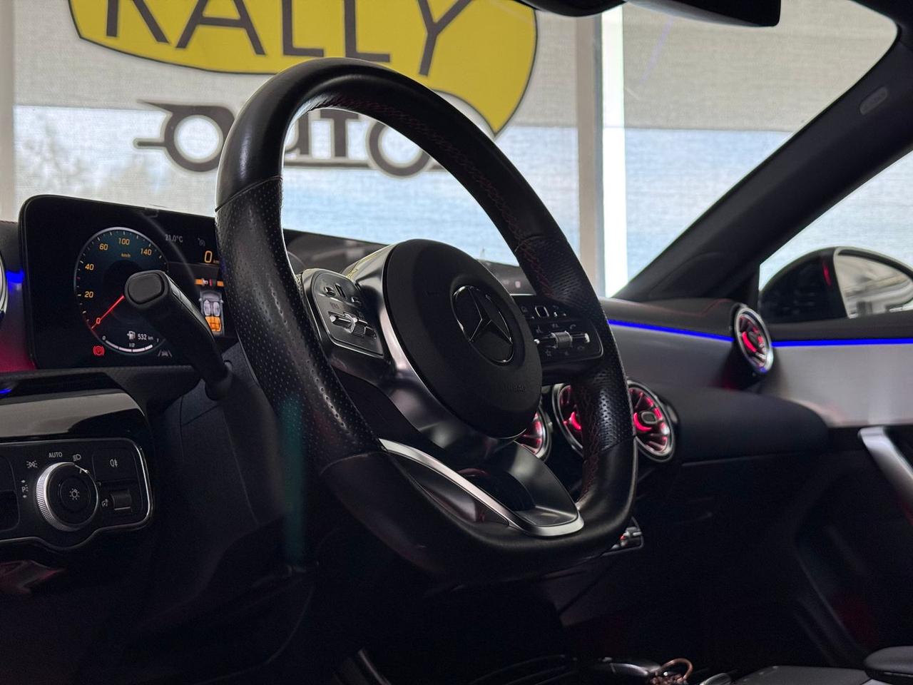 Mercedes-Benz CLA 200 Premium CLA 200 D AMG #10099