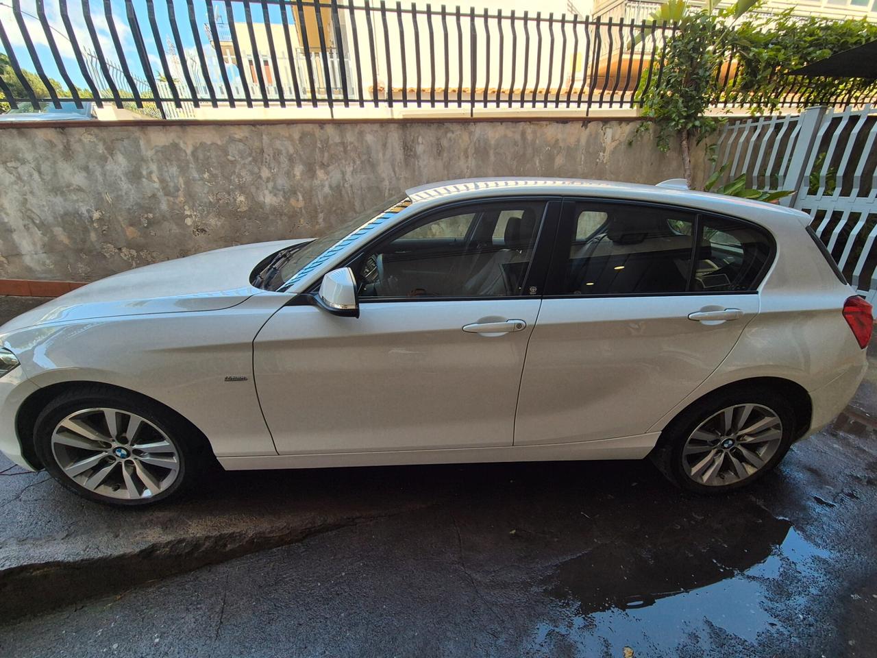 Bmw 120 120d 5p. Urban