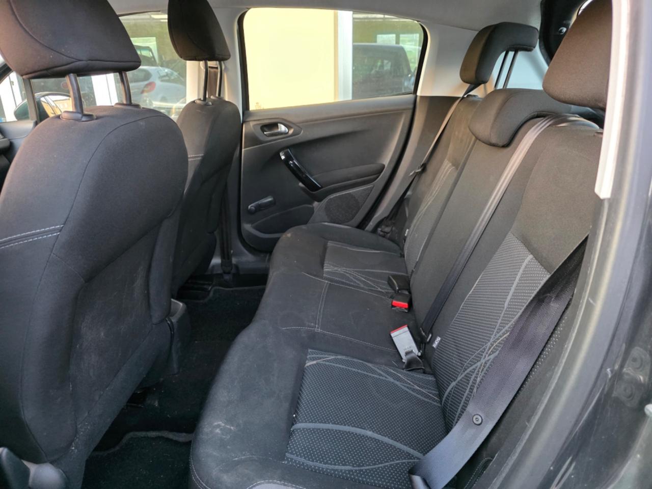 Peugeot 208 1.4 VTi 95 CV 5p. GPL Access