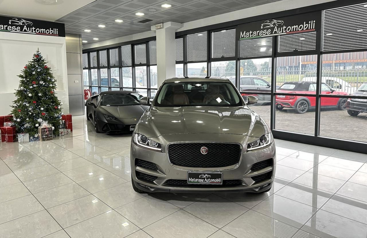 Jaguar F-Pace 2.0 240cv TettoPelle Tagliandata Finanziabiale garanzia