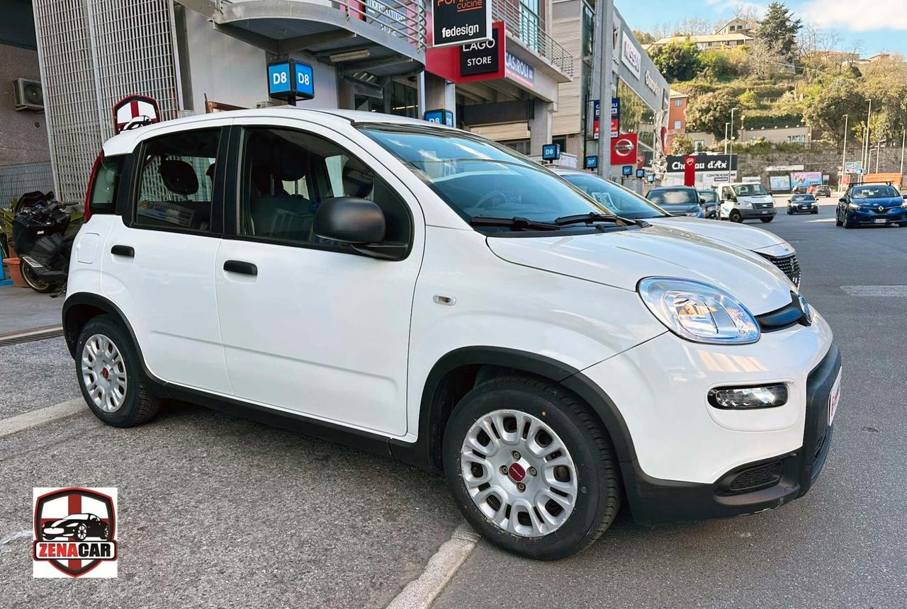 Fiat Panda 1.0 FireFly S&S Hybrid Unico Proprietario Fatturabile Sensori di Parcheggio Radio Dab