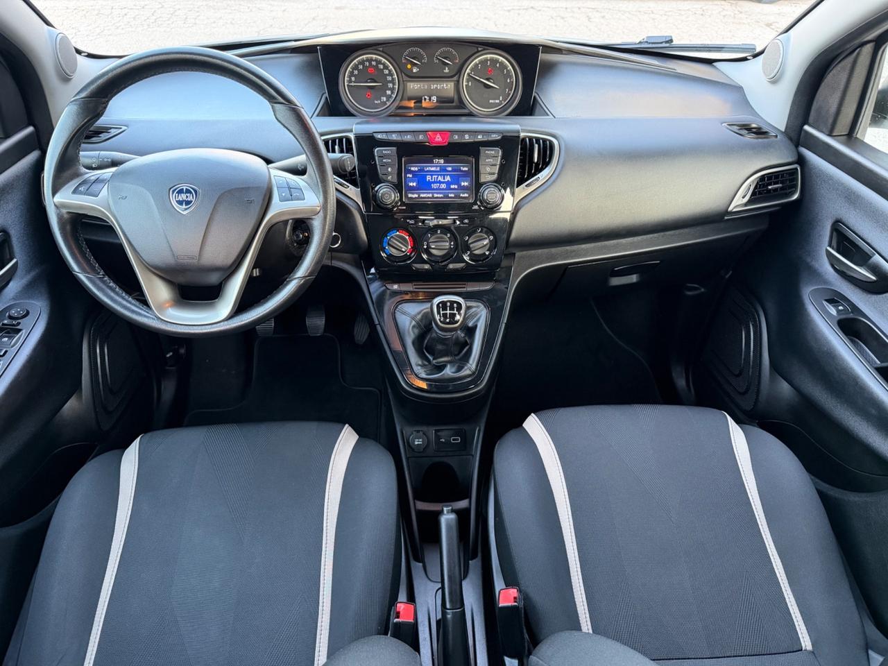 Lancia Ypsilon 1.2 benzina 69 cv 12/2020 52.000 km
