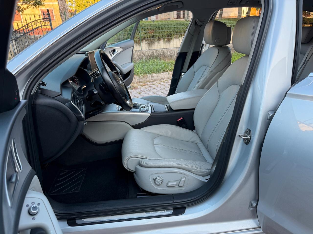 Audi A6 Allroad 3.0 TDI Quattro Business plus