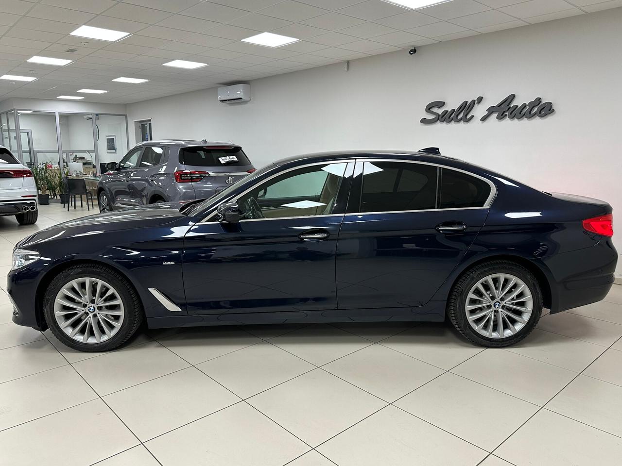 Bmw 520 520d xDrive Luxury 190 CV - 2018