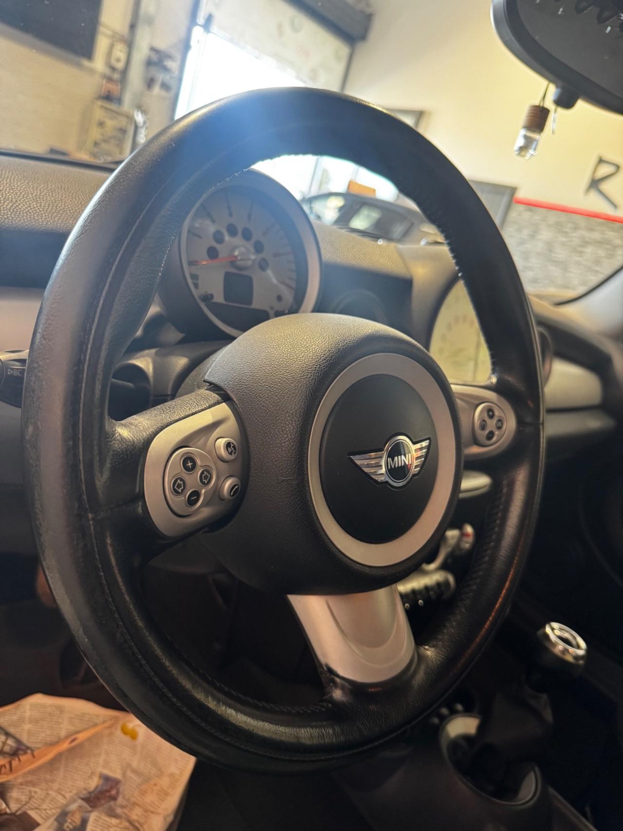 Mini 1.6 16V Cooper D Salt