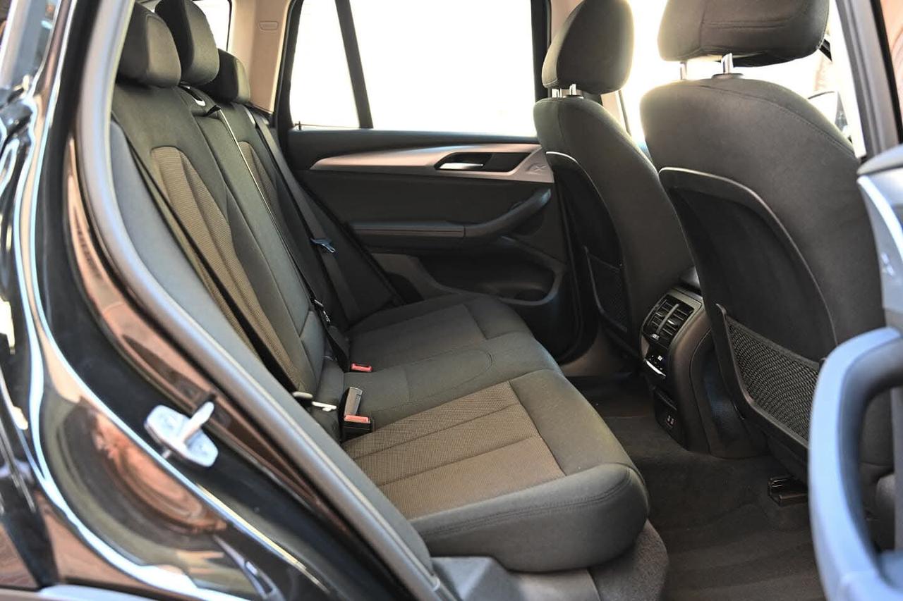Bmw X3 xDrive20D Advantage FULL Led