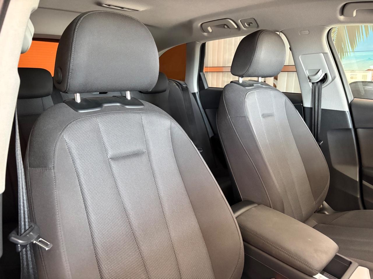 Audi A4 Avant 30 TDI/136 CV S tronic Business