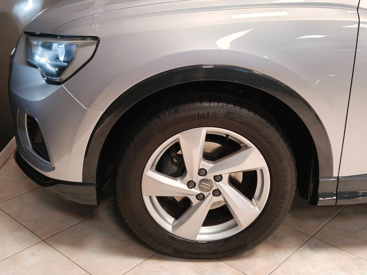 Audi Q3 35 TDI quattro Business Advanced