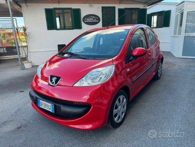 Peugeot 107 1000benzina Sweet Years 71MILA KM