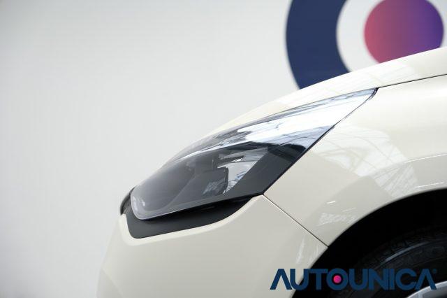 RENAULT Clio 1.2 75 CV 5 PORTE LIFE NEOPATENTATI