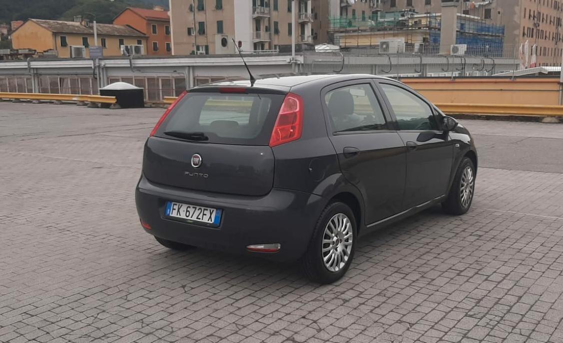 Fiat Grande Punto FORD FIESTA 1.0 EcoBoost ST-Line – NEOPATENTATI CONDIZIONI IMPECCABILI Bellissima