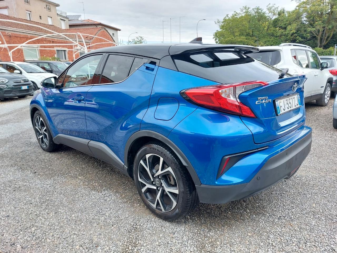 Toyota C-HR 1.8 Hybrid E-CVT Lounge 52000KM STUPENDA
