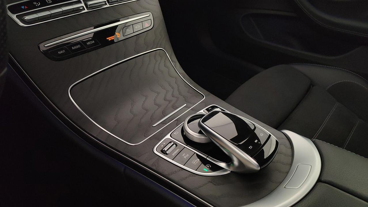 Mercedes-Benz C Coupe 220 d Premium Plus 4matic auto