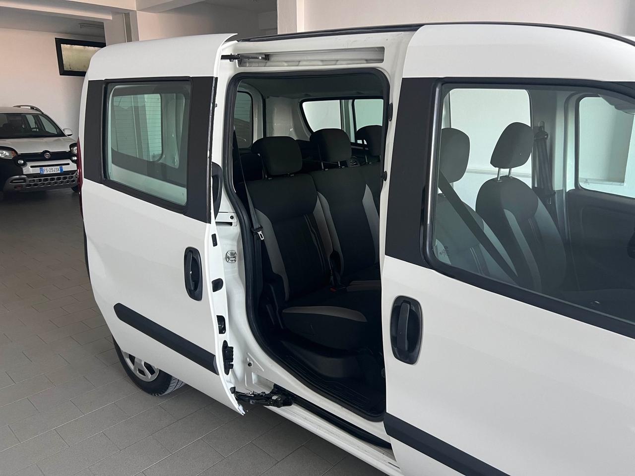 FIAT DOBLO' 1.6 MULTIJET 105 CV LOUNGE MAX