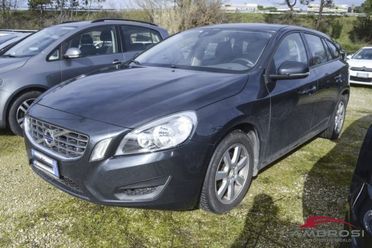 VOLVO V60 D3 Kinetic - PER OPERATORI DEL SETTORE